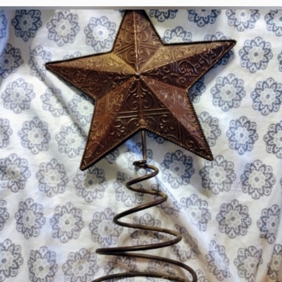 Tin Western Star Christmas Tree Topper - Picture 1 of 2